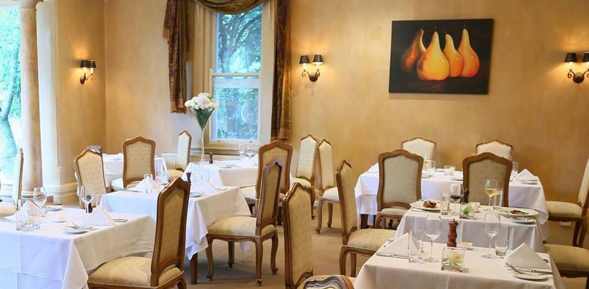 Milton Park Country House Hotel & Spa Bowral Exterior photo